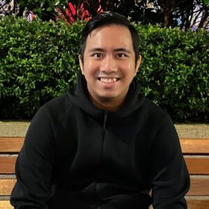 Nazreen Izahar Bahas Bola